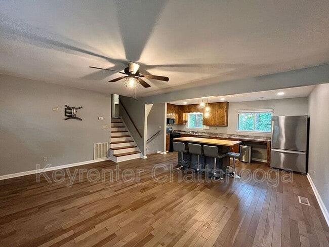 Photo - 973 Shadow Ln House