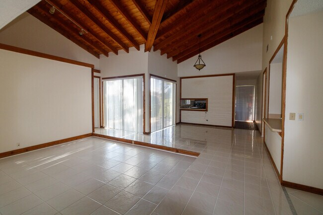 Foto del edificio - 8197 Royal Palm Ct