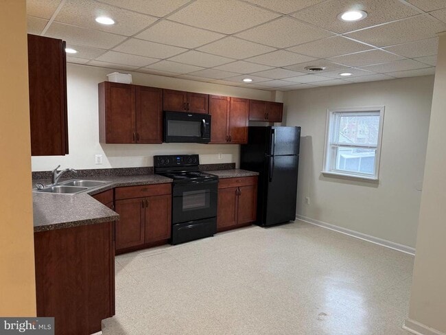 Foto del edificio - 5375 Mulberry St