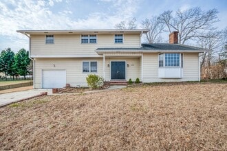 Building Photo - 3834 Yorkshire Pl