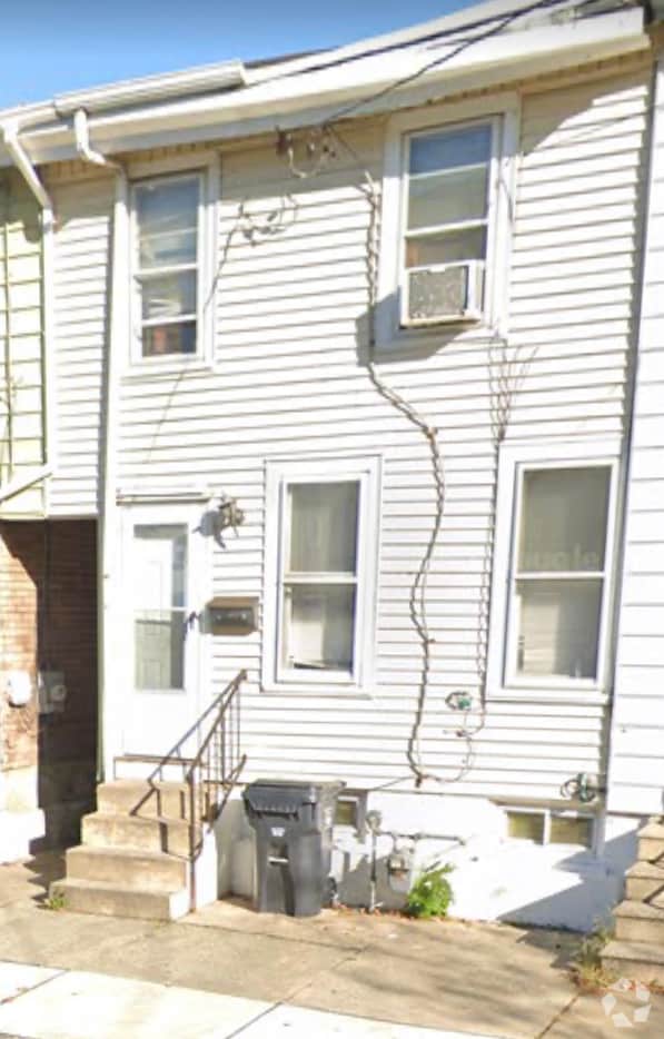 Building Photo - 1225 Lobdell St