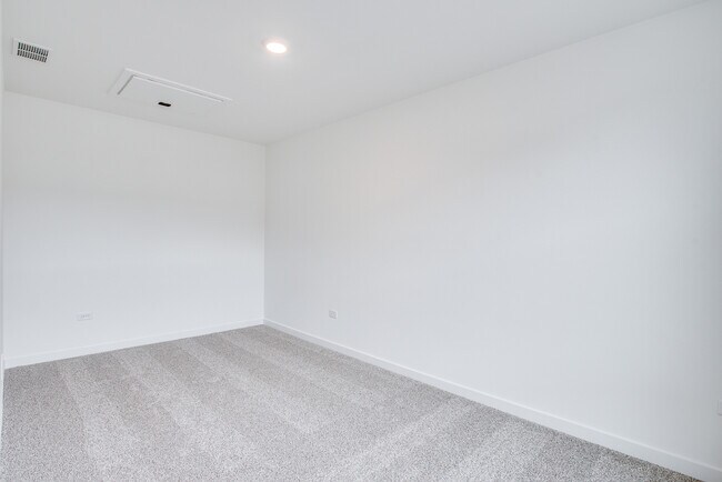 Foto del edificio - 382 Summit Cir