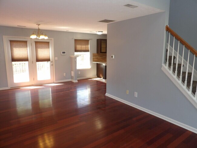 Foto del edificio - 123 Serena Way