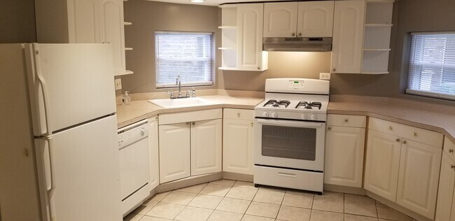 Foto del edificio - 4039 N Long Ave