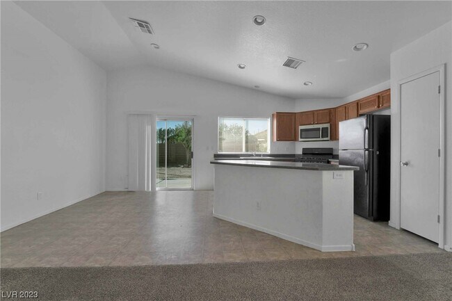 Building Photo - 3443 Wrangell Mountain St