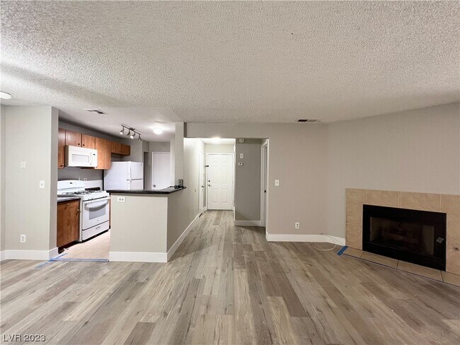 Building Photo - 2200 S Fort Apache Rd