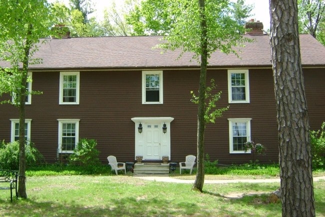 Building Photo - 48 route 9p malta ny 12020