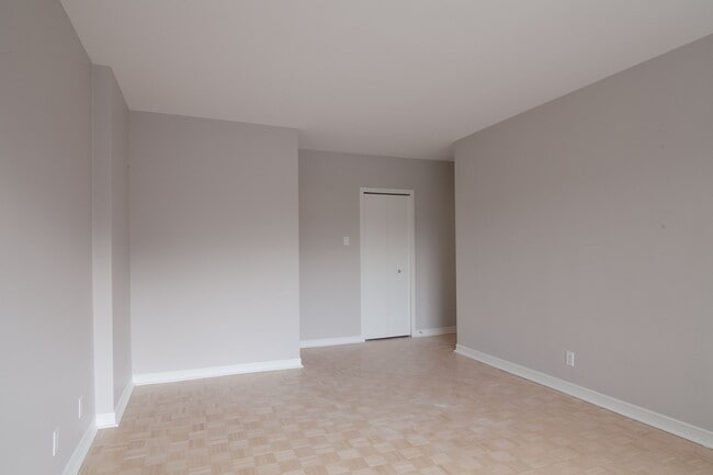 Photo du bâtiment - 4555 Av. Bonavista