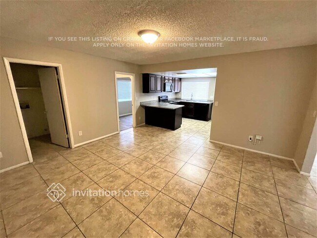 Building Photo - 4523 W Cheryl Dr