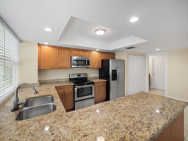 Building Photo - 3658 SW Sunset Trace Cir