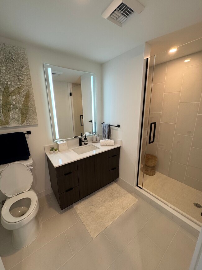 Foto del edificio - 120 NW 31st St