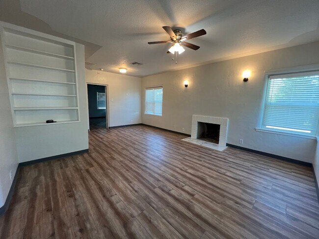 225 N Reed Ave, Reedley, CA 93654 - House Rental in Reedley, CA ...