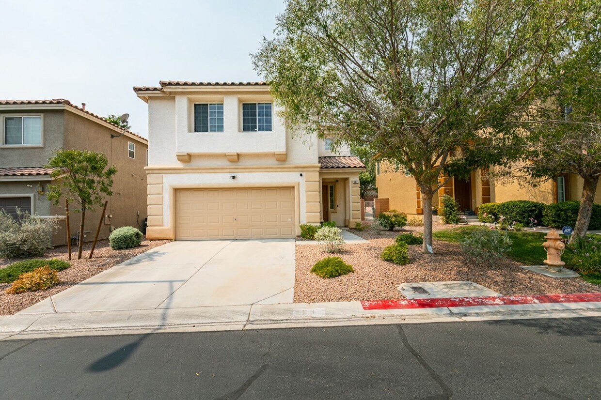 Primary Photo - 3 BEDROOM 2.5 BATH HOME IN 89148