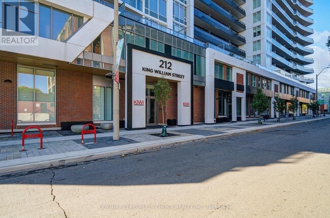 Building Photo - 212 King William St