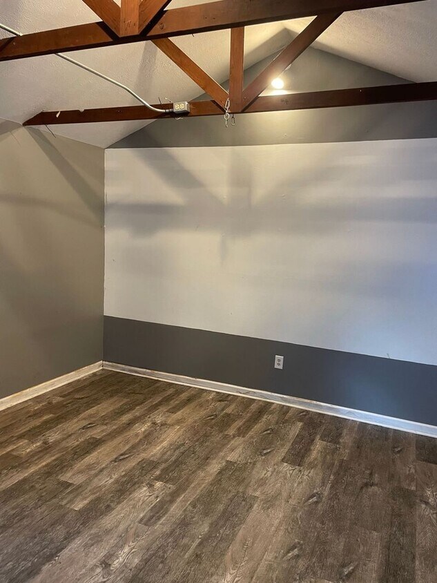 Foto del edificio - 509 S Highland Ave