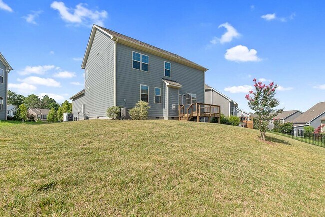 Building Photo - Gorgeous 4 Bedroom Home in Kitt's Creek Ne...