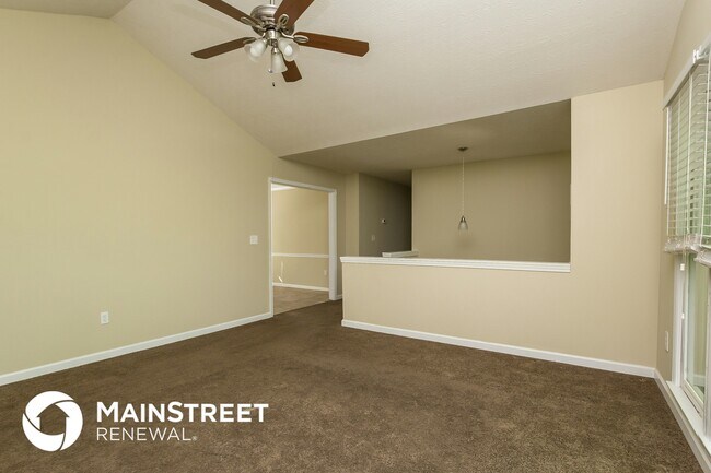 Foto del edificio - 294 Oak Landing Cir