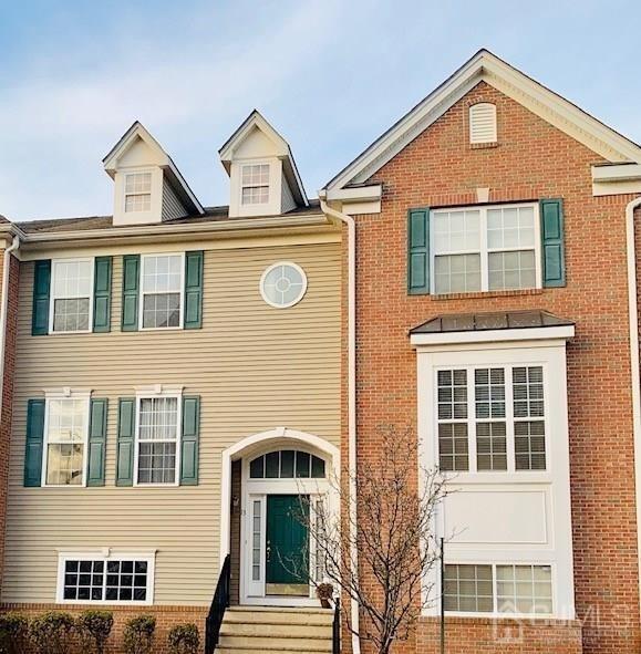 13 Roosevelt Ave, Carteret, NJ 07008 Condo for Rent in Carteret, NJ