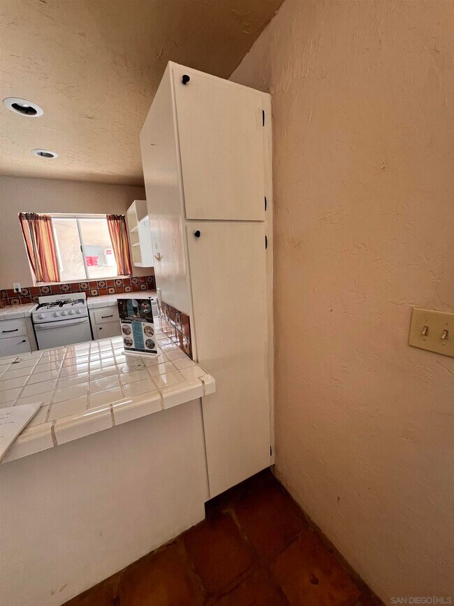 Foto del edificio - 1225 E Buena Vista Dr