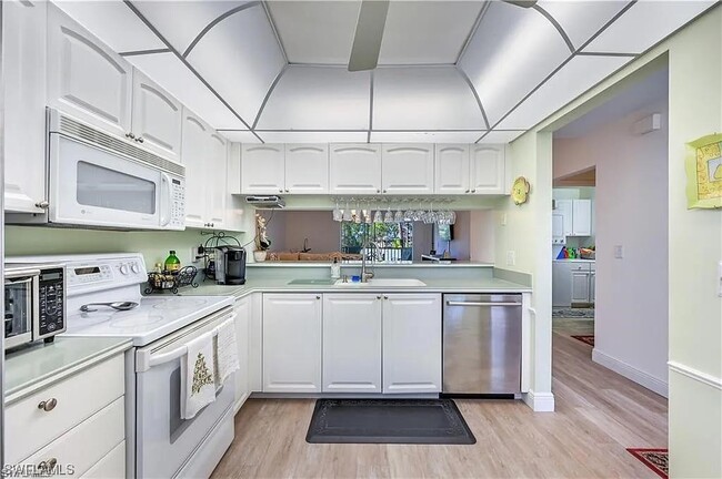 Building Photo - 3032 Sandpiper Bay Cir