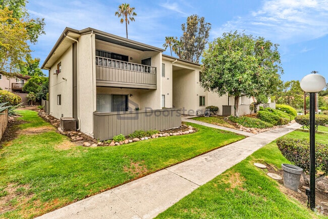 Building Photo - 9175 Campina Dr