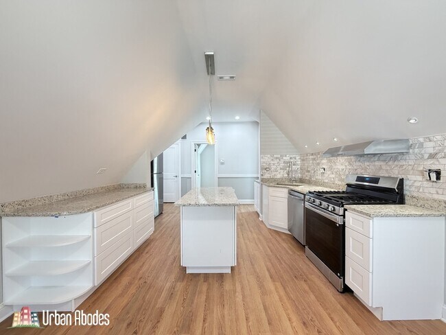Foto del edificio - 1721 W Nelson St