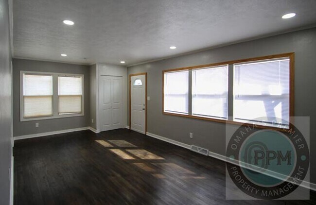 Foto del edificio - 3 Bed House in District 66!