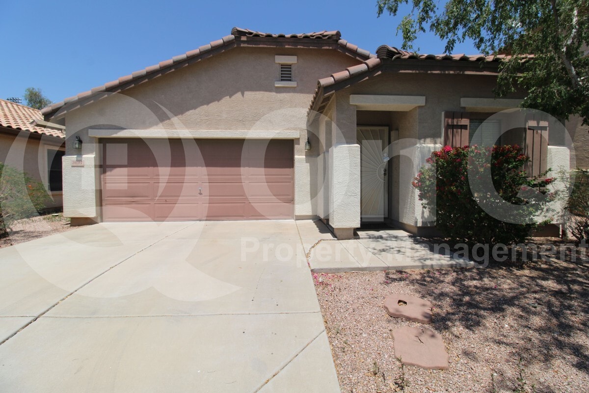Primary Photo - 3694 E Jasper Dr