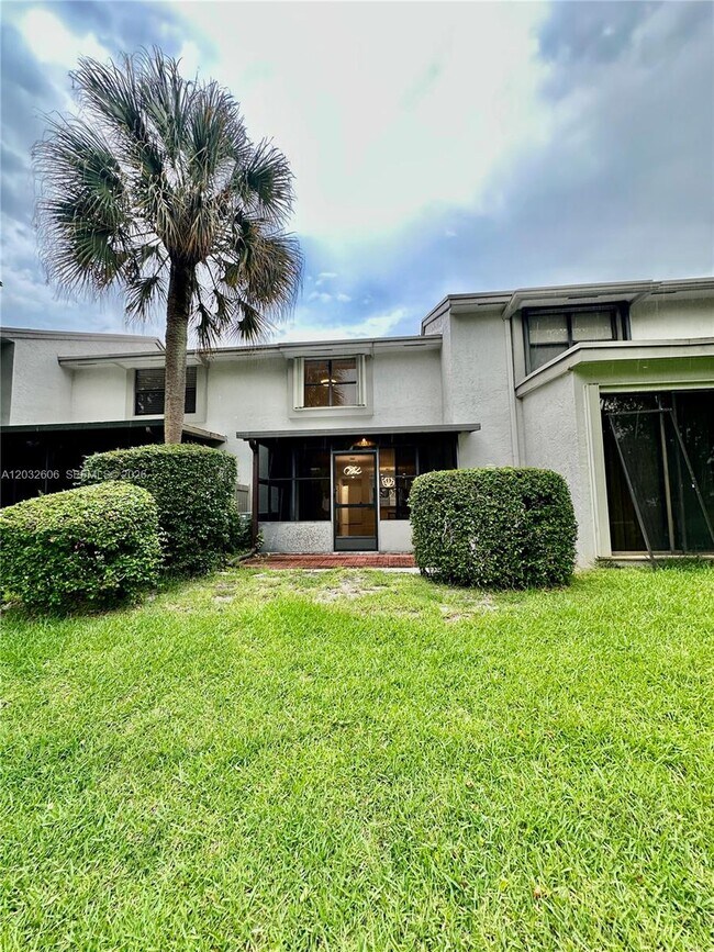 Foto del edificio - 4820 NW 22nd St