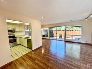 Building Photo - 10917 Northridge Square