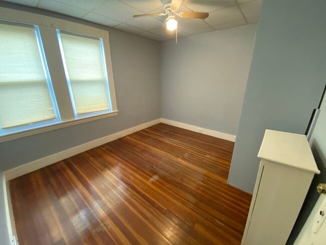 Foto del edificio - 147 Oakland Ave