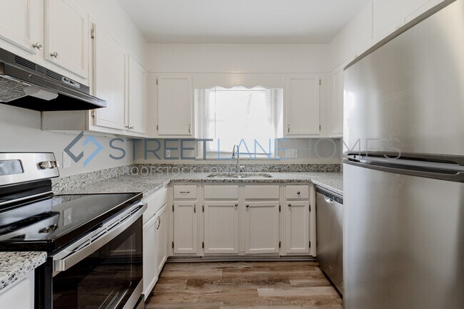 Building Photo - 1130 Linwood St