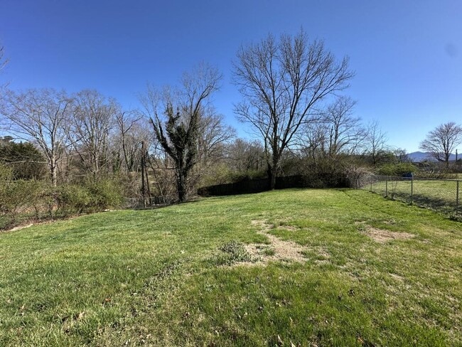 Building Photo - 174 Starnes Cove Rd