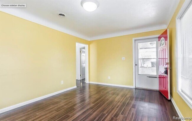 Building Photo - 7401 Drexel St