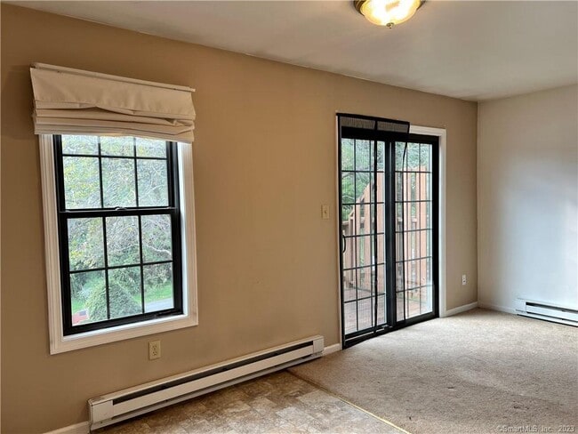 Foto del edificio - 74 Aspetuck Vlg