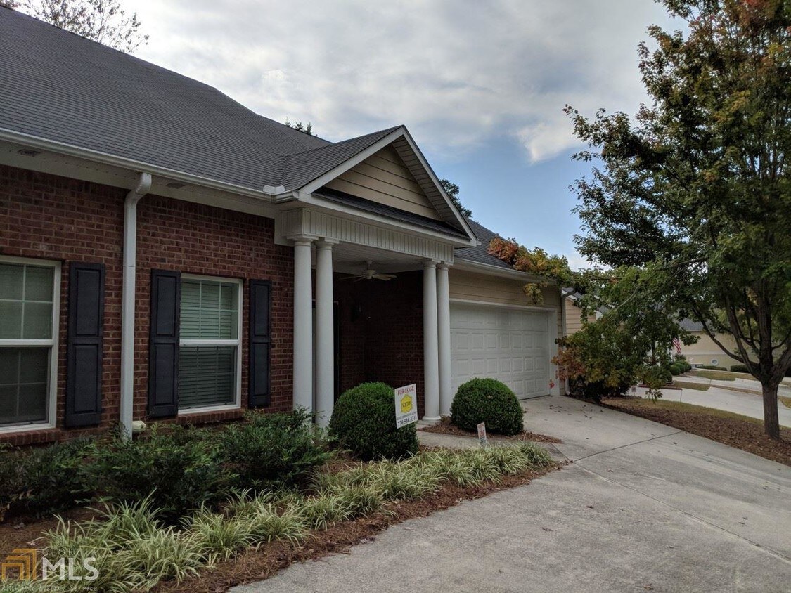 1007 Holly Dr, Gainesville, GA 30501 House Rental in Gainesville, GA