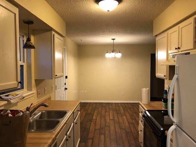 Foto del edificio - 2909 96th St