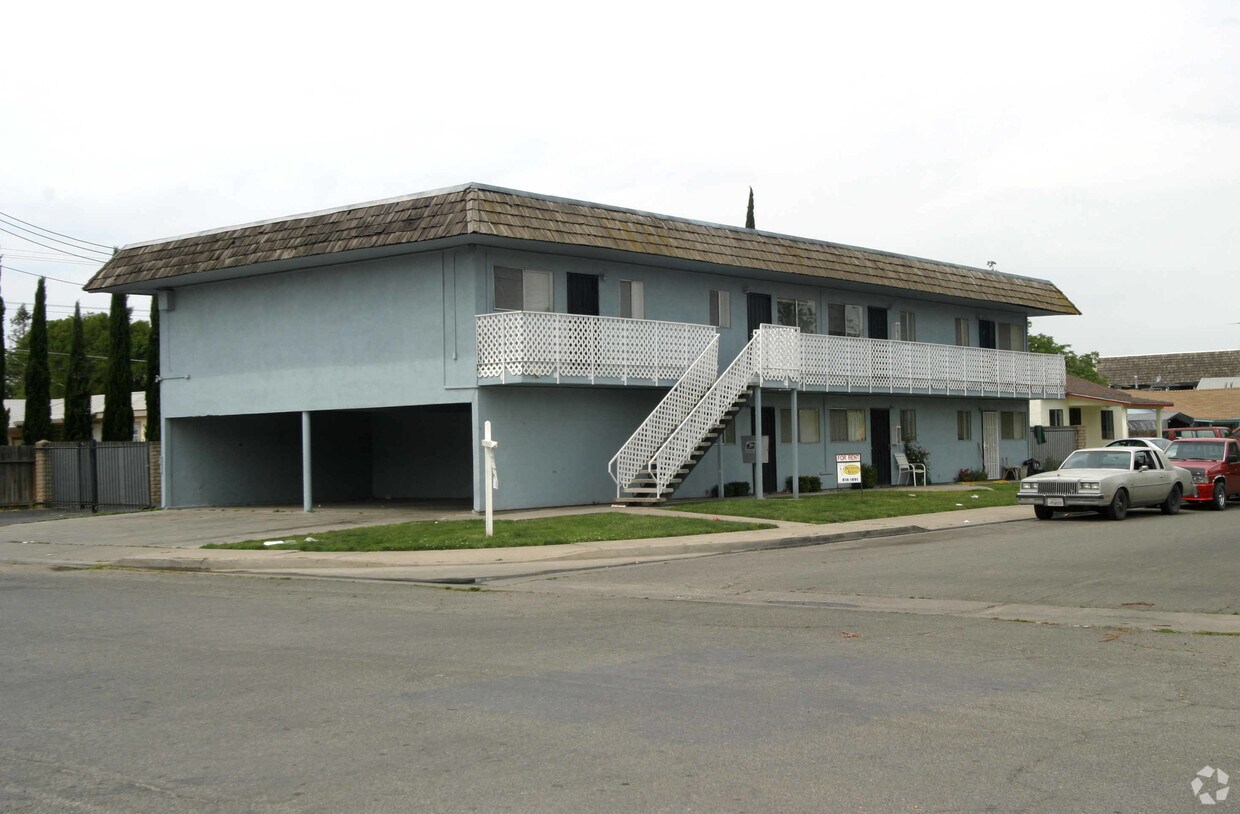 Building Photo - 501 E St
