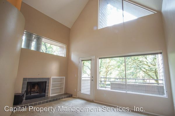 Building Photo - 4589 Galewood St