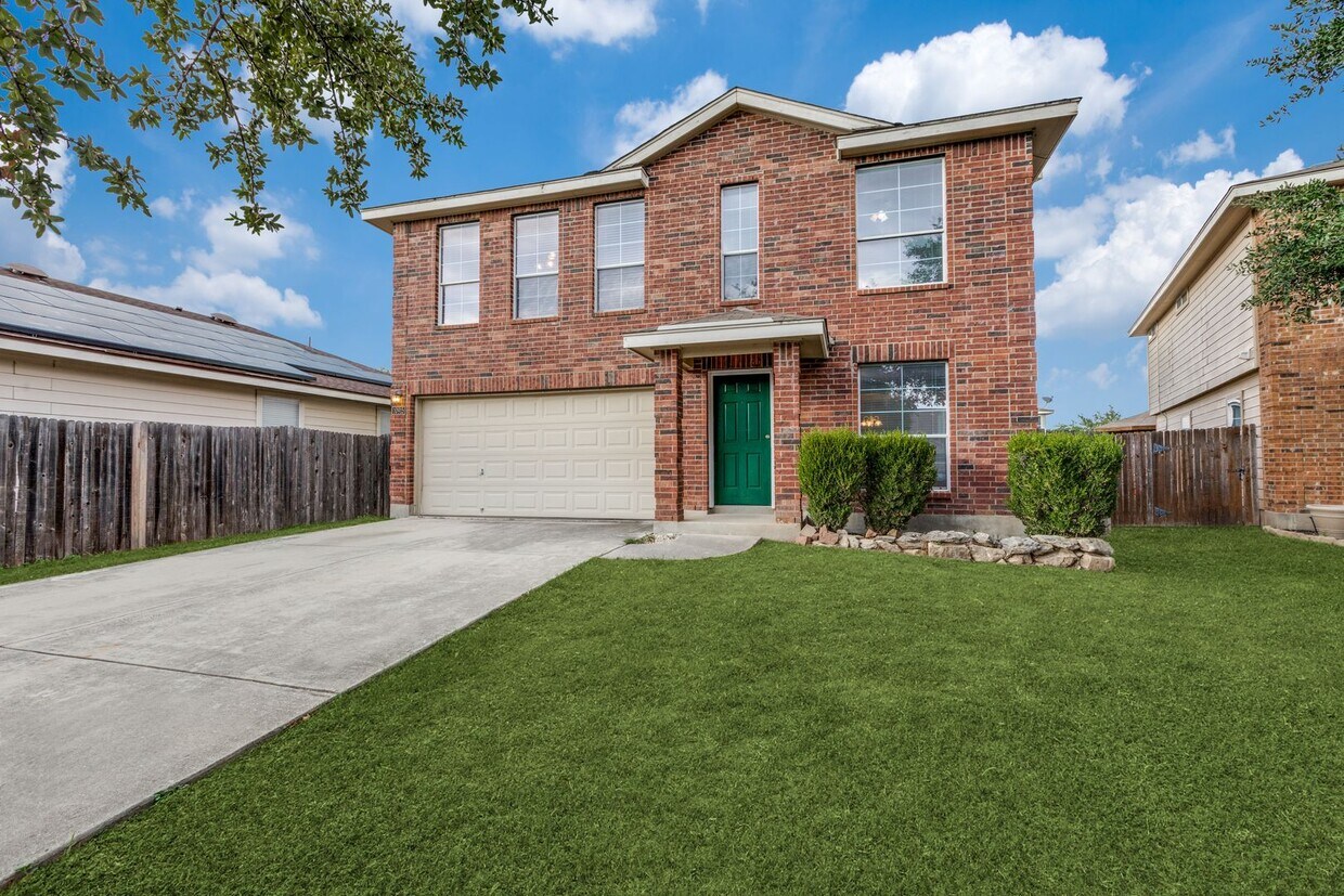 4 bed 2.5 bath located in Wildhorse Subdiv... House Rental in San