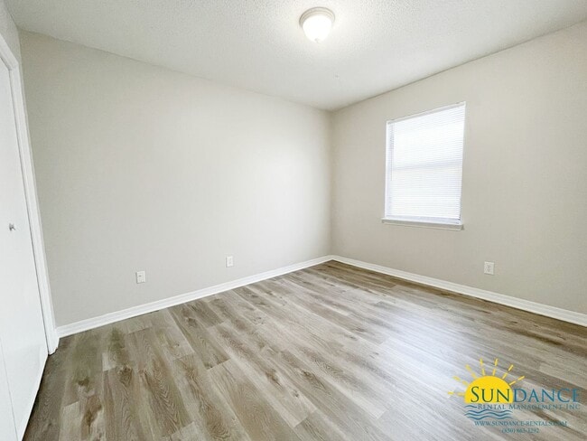 Foto del edificio - Charming 2-Bedroom Ground-Floor Unit in Fort Walton Beach-Near Bases!