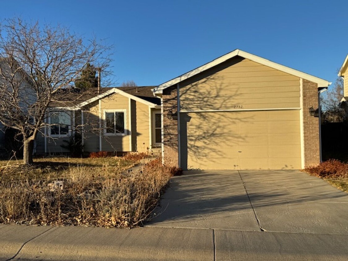 Foto principal - 3 Bedroom Fort Collins home for lease!