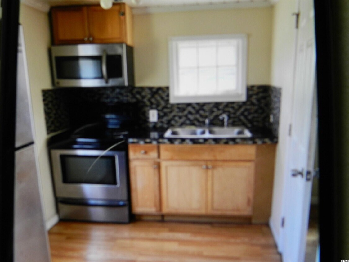 Building Photo - 4300 Summit Trail
