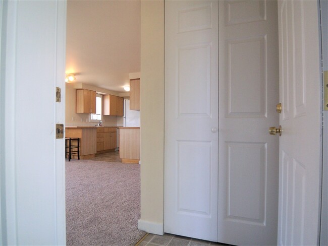 Building Photo - 4500 Delridge Way SW