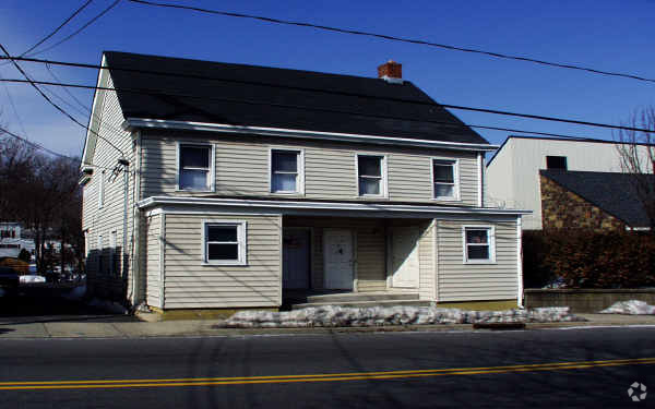 Building Photo - 27-29 S Main St