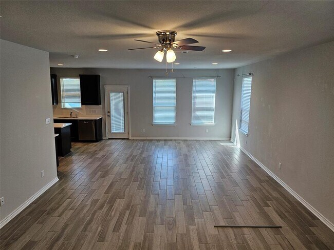 Foto del edificio - 112 Batjac Aly