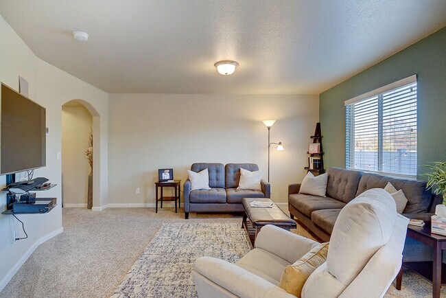 Building Photo - 3127 Vail Pass Dr