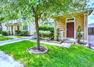 Building Photo - 16843 Mammoth Springs Dr