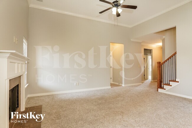 Foto del edificio - 604 Round Rd