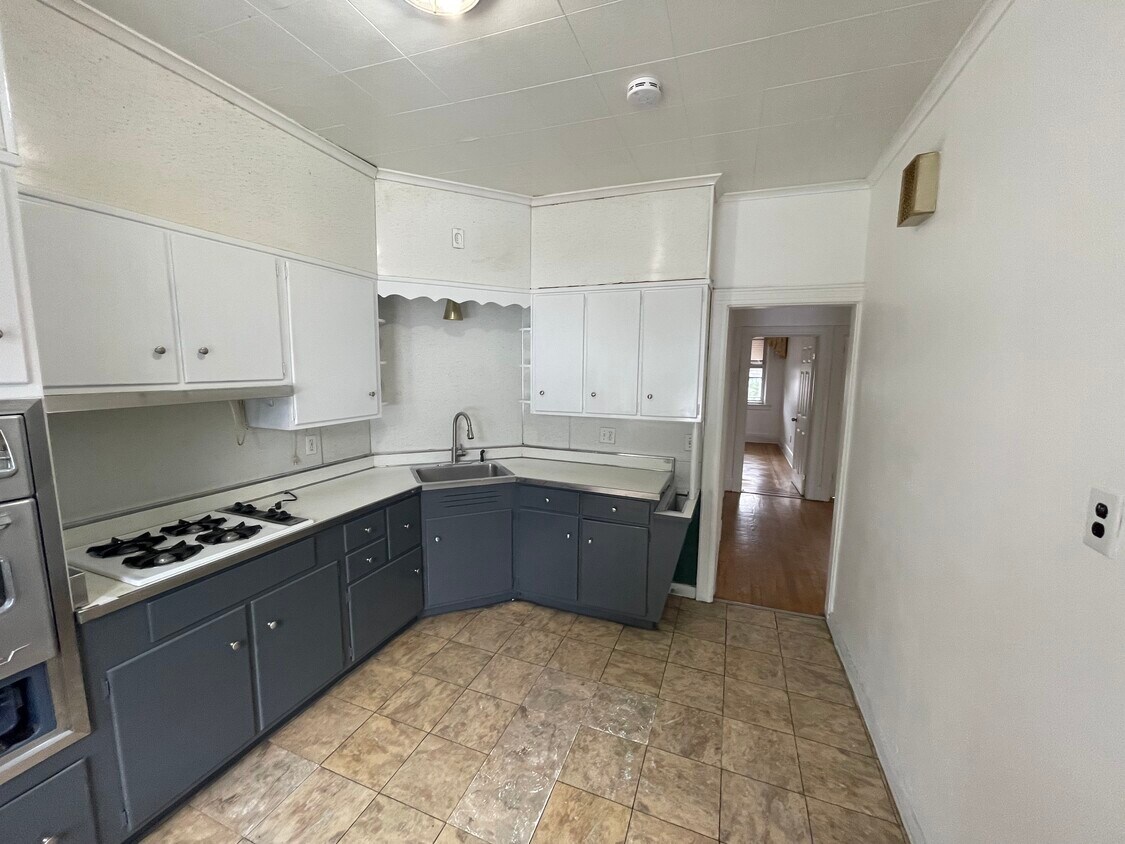 124 Mallory Ave Jersey City, NJ 07304 Alquileres en Jersey City, NJ